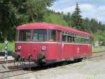 996 740-7 steht am 17. Mai 2012 auf Gleis 2 im Bahnhof Drrenwaid.