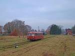 798 610-2 (95 80 0798 610-2 D-EGP) fährt am Morgen des 09.12.2014 mit gerade einmal zwei Fahrgästen als VGP70 aus dem Bahnhof Putlitz in Richtung Pritzwalk! 
