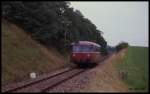 Am 11.8.1989 war Schienenbus 798797 als Zug 7629 bei Buchen in Richtung Seckach unterwegs.