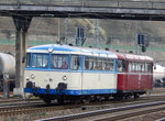 798 808-1 noch in Dürener Kreisbahn Lackierung und der 25. letzte Ausgelieferte Schienenbus fuhr mit einem weiterem 798er durch Linz hoch nach Kalenborn.

Linz am Rhein 02.04.2016