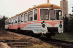 1964 stellte die DDR auf der Leipziger Frühjahrsmesse das Probemuster VT 4.12.01 vor. Zur Zeit der Aufnahme - 29.07.1991 - stand der dann als 173 001 bezeichnete Triebwagen auf einer Freifläche im Bw. Hoyerswerda