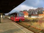 DR 171 056-5 + 772 367-9 der Wisentatalbahn, im Bf Laucha (Unstrut); 12.12.2009 