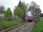 Die Erzgebirgische Aussichtsbahn (171 056-5, 972 711-0 und 772 312-5) war am 16.05.10 wieder unterwegs. Hier in Raschau richtung Grnstdtel.

