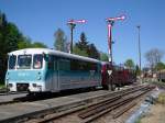 Die Erzgebirgische Aussichtsbahn (772 312-5, 972 711-0 und 171 056-5) war am 08.05.11 wieder unterwegs. Hier bei der Einfahrt in Schlettau. 