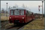 172 171-1 und 172 132-3 waren am 15.12.2013 als Sonderzug von Chemnitz nach Dresden unterwegs. In Großbothen legte der Zug eine längere Pause ein, dabei konnte er am Ausfahrsignal Richtung Colditz fotografiert werden.