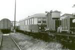 1977 fotografierte ich im Bahnbetriebswerk Dresden Friedrichstadt noch die beiden ausgeschlachteten VT 137 mit Eilzugwagengrundriß 060 und 065 (neu DR 185 004 sowie 007), die jahrelang noch als Dientsttriebwagen nach Decin im grenzüberschreitenden Verkehr eingesetzt waren.