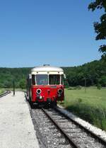 Am 15.6.2017 machten meine Lebensgefährtin und ich einen Ausflug zur Härtsfeldbahn bei Neresheim. Wir fuhren mit dem Triebwagen bis zur damaligen Endstation Sägmühle.Wo der VT33 umrangiert wurde.