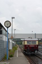 Abfahrt! Ausfahrt des Wismarer Schienenbusses aus Lendringsen. Anlass der Fahrten war das 60Jahre Jubiläum Hönnetalbahn.

Lendringsen 12.06.2016