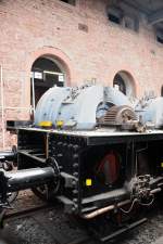 Blick auf einen Fahrmotor in der Antriebseinheit der E 16 02. Aufgenommen im Eisenbahnmuseum Neustadt/Weinstrasse im Mai 2009.
