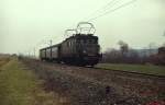 144 088-2 hat mit ihrem Nahverkehrszug von Neustadt bei Coburg gleich ihren Endbahnhof Coburg erreicht (08.04.1979)