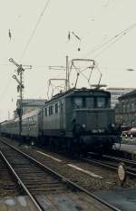 144 116-1 verläßt am 07.04.1979 Bamberg mit einem Nahverkehrszug nach Lichtenfels