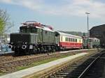 E93 07 mit einem TEE Rheingold Wagen und im Hintergrund eine E50 im DB Museum Koblenz am 9.4.2011