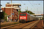 DB 101073-5 fährt hierr am 18.09.2005 mit einem Intercity Richtung Münster durch den Bahnhof Hasbergen.