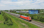 Teningen - 25. Mai 2023 : Die 101 114 am EC 7 von Hamburg Altona nach Interlaken Ost