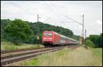 Die 101 092 war am 14.Juni 2008 mit dem EC 144  Wrthersee  (Klagenfurt-Dortmund Hbf) von Mnchen Hbf bis Stuttgart Hbf unterwegs. In Mnchen und Stuttgart werden die Loks planmig getauscht. Aufgenommen bei Halzhausen.