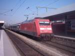 Am 02.04.2005 war Baureihe 101 084-2 am EC 7 in Mannheim Hbf unterwegs.