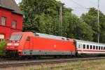Die 101 118 zog am 10.7.11 einen Schadwagenzug bestehend aus 5 IC Wagen durch Ratingen-Lintorf nach Krefeld-Oppum.Leider wurde dieser Zug so gut wie zugefahren´.