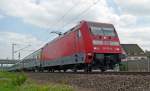 101 120 auf dem Weg in den Mannheimer Hbf mit einem EC nach Basel. (05.06.2012)