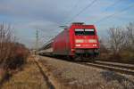 Hier die Hamburger 101 069-3 mit dem EC 9 (Hamburg-Altona - Zürich HB) südlich von Buggingen auf der KBS 703.