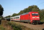 101 014 mit IC 2315  Deichgraf  (Westerland [Sylt]–Frankfurt [Main] Hbf) am 30.09.2013 in Klecken