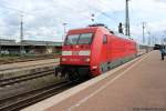 Bild 129:
Am 27.05.2015 bespannte 101 010-7 den IC 2313 von Hamburg nach Stuttgart. Hier zu sehen ist die Lok beim Halt in Dortmund Hbf