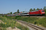 DB/SBB: SBB EW IV ausserhalb der heimischen Geleisen.
BR 101 mit IC Hamburg-Basel bei Haltingen am 9. September 2016.
Foto: Walter Ruetsch