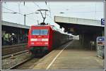 101 071 rollt am Zugschuluss eines InterCity Richtung Hannover. Aufgenommen am 13.04.2007 in Hamm (Westf).
