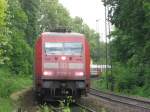 101 137 zieht IC 437 von Luxemburg nach Norddeich Mole in den Hbf Bonn am 04.05.07 auf Gleis 1.