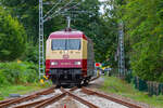 AKE-RHEINGOLD mit Lok 101 001 umlaufend im Ostseebades Binz. - 18.08.2024 - Aufnahme vom Bahnsteig 3 am Reisenden Übergang.