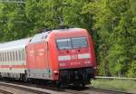 6.5.2014 IC 2356 mit 101 121 Richtung Berlin / Frankfurt.M legt sich in Zepernick in die Kurve