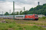 IC mit Lok 101 121 in Lietzow von Binz kommend.