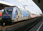 101 102-2   Wir Mensche sind alle gleich  mit dem IC 2068 nach Karlsruhe  steht im Startbanhnhof Nrnberg am 3.9.08