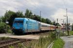 Am 30.7.2010 befrderte 101 016-4 den verspteten EC 176 nach Hamburg. Hier passiert der Zug den WSSB-B in Dresden-Stetzsch.