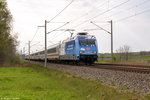 101 055-2  Schauinsland Reisen  mit dem IC 145 von Amsterdam Centraal nach Berlin Ostbahnhof in Nennhausen. 30.04.2016