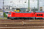 Loks von Baureihen mit der Nummer 001 sind für mich immer etwas Besonderes. Hier die zum Aufnahmetag 16.07.2017 noch nicht abgenommene 102 001 östlich des Hbf. Mannheim. An der gleichen Stelle stand auch die Schwesterlok 102 002. 