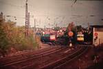 28.09.1990   120 156-5 mit IC 112 nach Mannheim (Avsign Form signal Richtung Sersheim)   Der Bahnhof Vaihingen-(Enz)-Nord hatte bei den Einfahrten Lichthauptsignal DB Einheitsbauart 1969 und Ausfahrten Formsignale also Mischbetrieb. 8 Monate vor der Eröffnung der SFS Stuttgart-Mannheim am 31.05.1991,danach Rückbau der Strecke ab Vaihingen-Enz-Nord