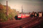 28.09.1990 120 156-5 mit IC 112 nach Mannheim (Avsign Form signal Richtung Sersheim) Der Bahnhof Vaihingen-(Enz)-Nord hatte bei den Einfahrten Lichthauptsignal DB Einheitsbauart 1969 und Ausfahrten Formsignale also Mischbetrieb. 8 Monate vor der Eröffnung der SFS Stuttgart-Mannheim am 31.05.1991,danach Rückbau der Strecke ab Vaihingen-Enz-Nord