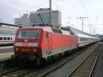 120 135-7 im Schub des IC 2157 von Kln Hbf. nach Stralsund
im Essener Hbf.(01.09.2008)