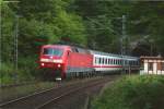 120 104-5 mit dem IC 2006  Bodensee  (Konstanz-Dortmund Hbf) am Tunnel beim 4.