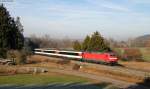 120 135-9 mit dem IC 183 (Stuttgart Hbf-Zrich HB) bei Neufra 19.11.11