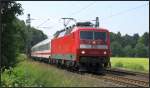 Die 120 152-4 ist mit einen IC unterwegs nach Berlin.Hier zu sehen auf der Kbs 485 bei Rimburg,unweit von Übach Palenberg am 12.Juni 2015.