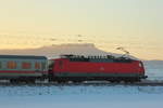 120 151-6 DB bei Lichtenfels unterhalb des Staffelberg am 27.01.2017.