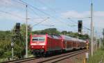 120 201-9 mit RE 1 (RE 4310) von Rostock Hbf nach Hamburg Hbf in Schwerin-Grries am 09.06.2013