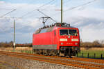 17.01.2023 BR 120 102 bei Idagroden auf dem Weg nach Wilhelmshaven. Die Lok ist im DB Design, aber ohne Logo. 