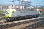 Die EuroSprinter-Lok steht schon seit einigen Wochen abgestellt vor dem Mnchner Hbf.
(Sommer 2007)