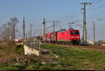 Gemischter Gz mit 145 018-8 schleicht über die Leipziger Chaussee (B 6) in Halle (Saale) auf dem Weg zum Abzweig Halle Thüringer Bahn.

🧰 DB Cargo
🕓 23.4.2021 | 18:44 Uhr