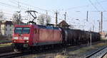 DB Cargo AG, Mainz [D] mit der  145 062-6  [NVR-Nummer: 91 80 6145 062-6 D-DB] und einem Kesselwagenzug hielt kurz zum Personalwechsel Höhe Bahnhof Frankfurt (Oder) am 10.02.25 