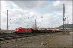 145 066 durchfhrt mit dem FR 52229 von Hagen nach Hamm (Westf) den ehemaligen Bahnhof Westhofen. Im Hintergrund erkennt man die Grobaustelle an der A1. (29.03.2008)