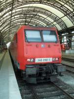 Portrait von 145 050-1 im Dresdner Hauptbahnhof am 04.06.2011