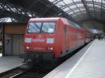 Nicht nur die Baureihe 182 bespannen die RE-Zge zwischen Leipzig und Dresden.Am 26.Mrz 2012 schob 145 039 einen RE von Dresden nach Leipzig.